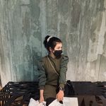 Iris Minor - @j_b_wink - Instagram