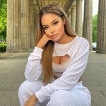Íris Monroe - @irismonroe13 - Instagram