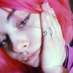 alisa . - @iris.moreau - Instagram
