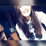 Iris Moreau - @moreauiris - Instagram