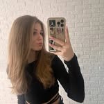 @_.iris._.nagy._ - Instagram
