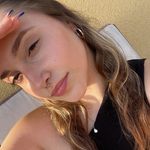 iris neumann - @iriisneumann - Instagram