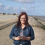 Iris Neumann - Facebook