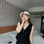 Nguyễn Ngọc Ánh - @irisnguyen__ - Instagram