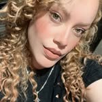 Iris Esmeralda Olivares - @_iris.ro - Instagram