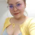 Iris Olivares - @irissardelli - Instagram