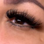 Iris Peralta - @eyelash.iris - Instagram
