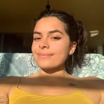 Iris Perla - Facebook