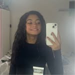 Siri - @iris_perry23 - Instagram