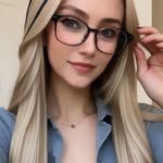 Iris Talaat porter - @iris35102 - Instagram