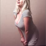 irisqueenfan - @irisqueenfan88 - Instagram