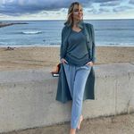 Iris Reeves - @rerat98920 - Instagram
