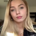 Iris Richards - @jarvwlie - Instagram