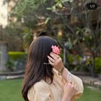 Iris Rosie - Facebook