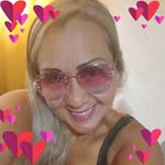 Iris Sanabria - @irissanabria8 - Instagram