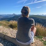 Iris Schuster - @isi.bluebug - Instagram