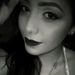 Iris Villatoro - @irisrv.93 - Instagram