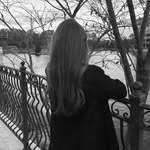 Iris Ward - @theauthorisin - Instagram