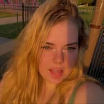 Iris Webb - @mystic_garden_444 - Instagram