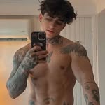 Irving lima - @boysakuga - Instagram