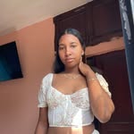 Isa Reyes - @isa_reyes25 - Instagram