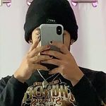 Isaac Flowers - @isaachasflowers - Instagram