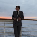 Isaac Holden - @isaac.holden.90 - Instagram