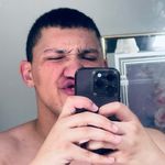 Isaac Mobley - @devalsbest - Instagram
