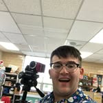 Isaac Sands - @isaacsthekinginyellow - Instagram
