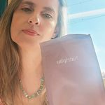 Isabel Alexandre - @isabelpereira.farmasi - Instagram