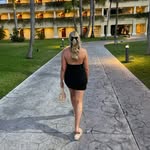 Isabel Blake - @izz_blake - Instagram