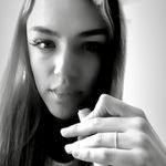 Isabel Cabrera - @isaccheda - Instagram