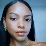 Isabela Capistrano - @isabela_capistrano_ - Instagram