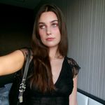 Isabel Casey - @isabel.casey - Instagram