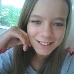 Isabel Drake - @isabel._.drake - Instagram