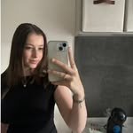 Izzy - @isabel.edwards_ - Instagram