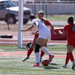 Izzy - @isabeledwardssoccer - Instagram