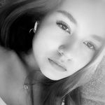 isabel ❦︎ - @isabel.landeross - Instagram