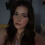Isabelle - @isabelley.yy - Instagram