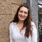 Isabel McNeil - @bu_elza.bu610 - Instagram