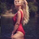 Isabel Riley - @isabelriley22 - Instagram