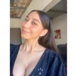 Isabel Robledo - @robledo3193 - Instagram