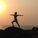 Isabel Schneider - @yogaistisi - Instagram