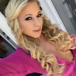 Isabel Sims - @isabelsims77 - Instagram