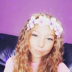 IZZY - @isabelskinner89 - Instagram