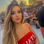 ℑ𝔰𝔞𝔟𝔢𝔩 𝔖𝔱𝔯𝔞𝔰𝔰𝔢𝔯𝔞 - @isabelstrassera - Instagram