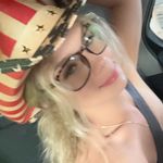 Isabel Vincent - @izzyfizzzy - Instagram