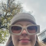 Isabel - @isabel.wall - Instagram