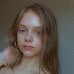 Isabel R. Whitney - @isabel.2.4 - Instagram