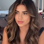 Isabela Barcelos - @isabelabarc - Instagram